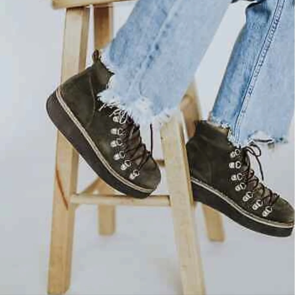 Free People Women Durango Moto Platform Combat Ankle shoes boot sz 41/11